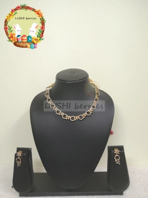 Linked Circles CZ Necklace Set